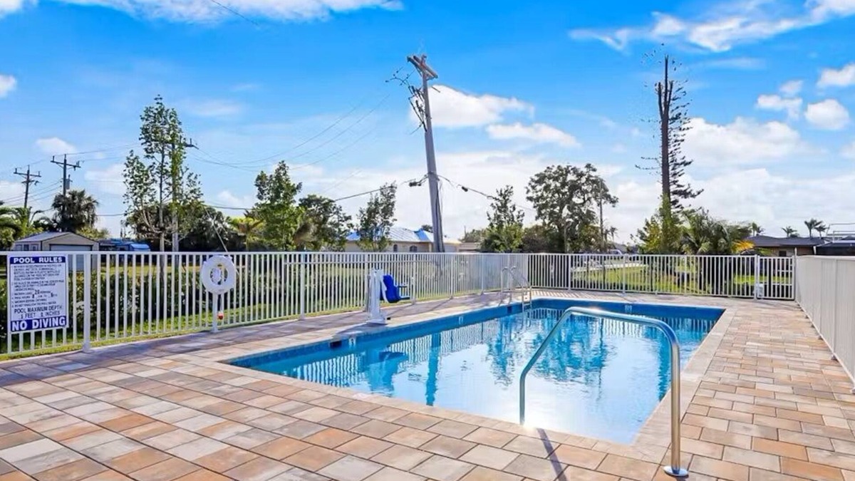Yacht Club Condo | Gulf Access with Boat Slip, Heated Saltwater Pool, Dog-Friendly - Bacino Vista #205 - Roelens