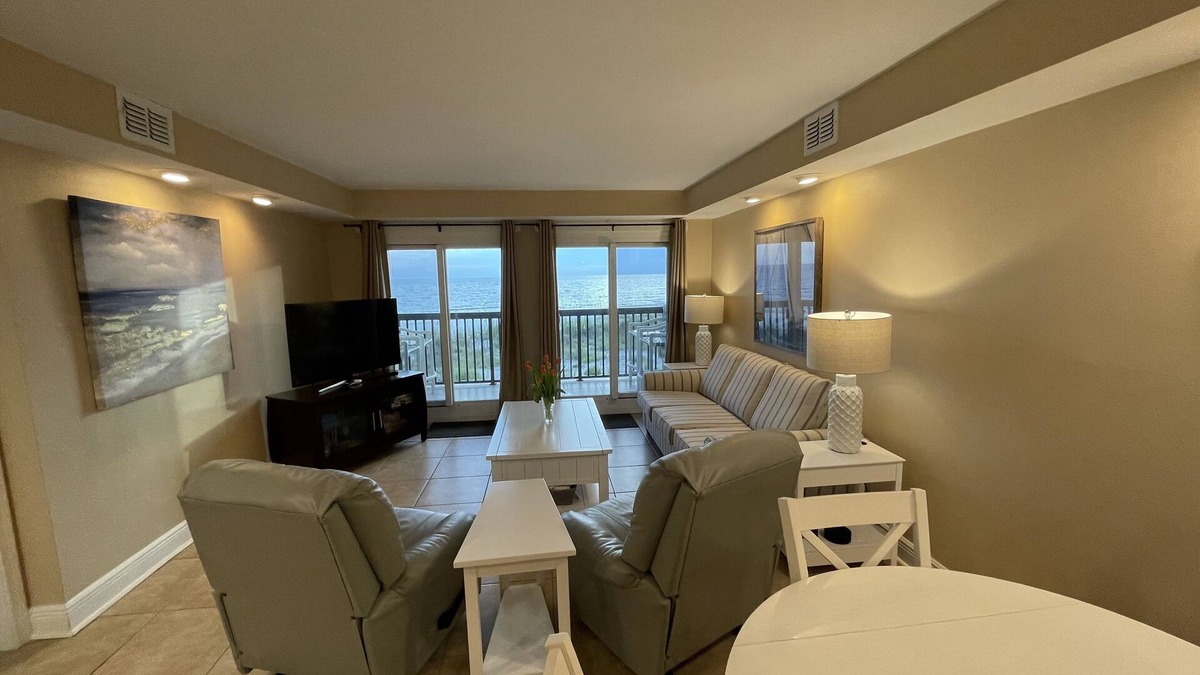 Sunnyside Condo | Gulf Front - A little taste of Paradise