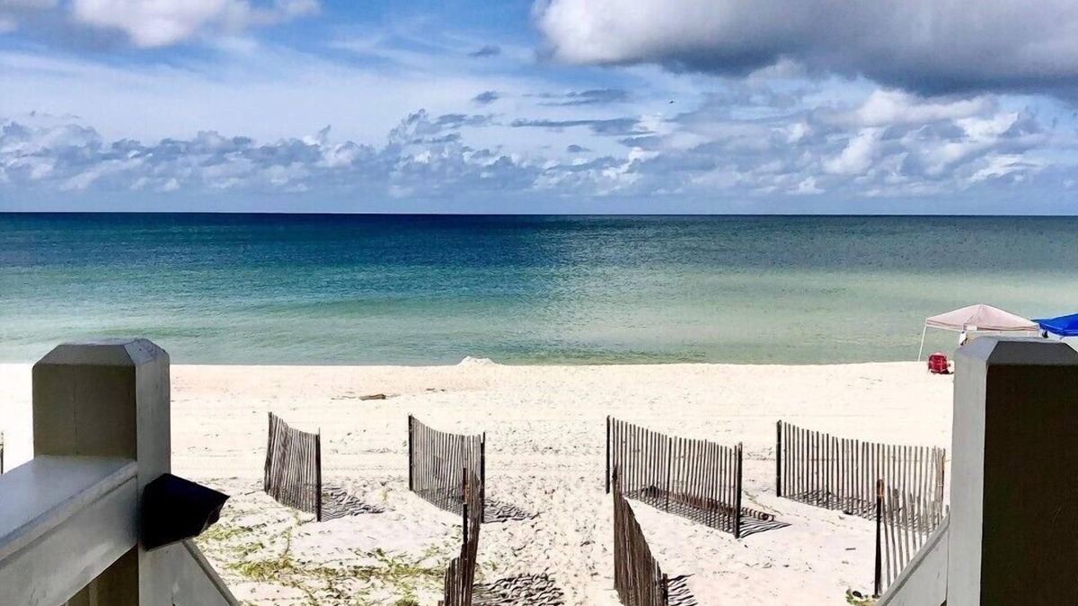 Cape San Blas House | Gulf front home on North Cape, outdoor kitchen, elevator @ lots of beach gear