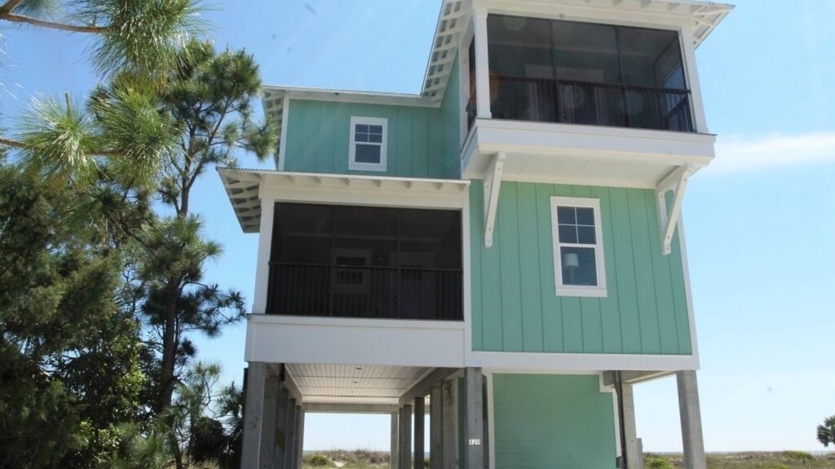 Port St. Joe House | GULF FRONT HOME! Step from the property to the beach!