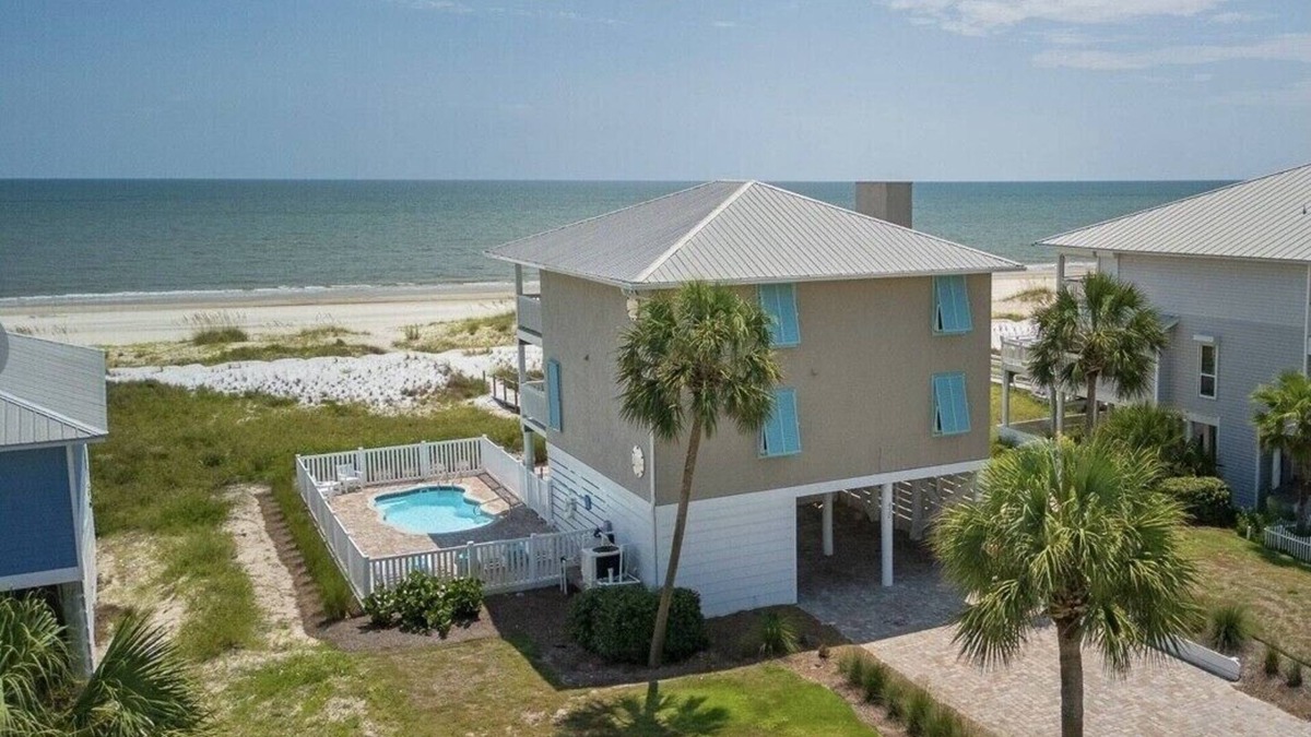 Port St. Joe House | Gulf-front, private pool, pets welcome!
