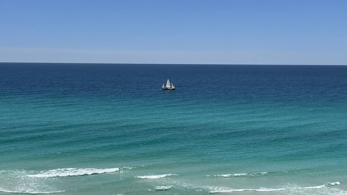 Navarre Beach Condo | Gulf Front, Top Floor Views with Family Elegance