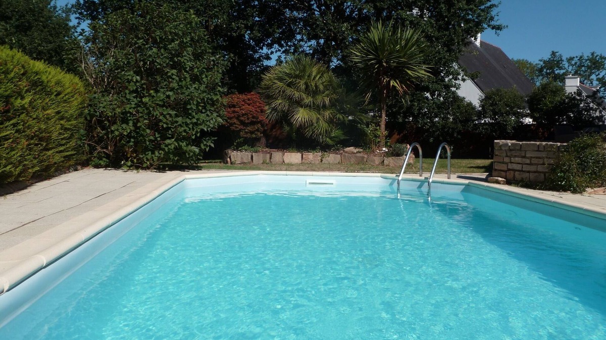 Plougoumelen House | Gulf of Morbihan, beautiful bright house with swimming pool. Countryside, river, ocean
