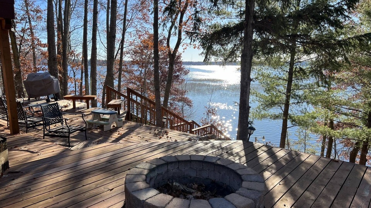 Nisswa Cabin | GULL LAKE - 5 Bedroom Cabin!!