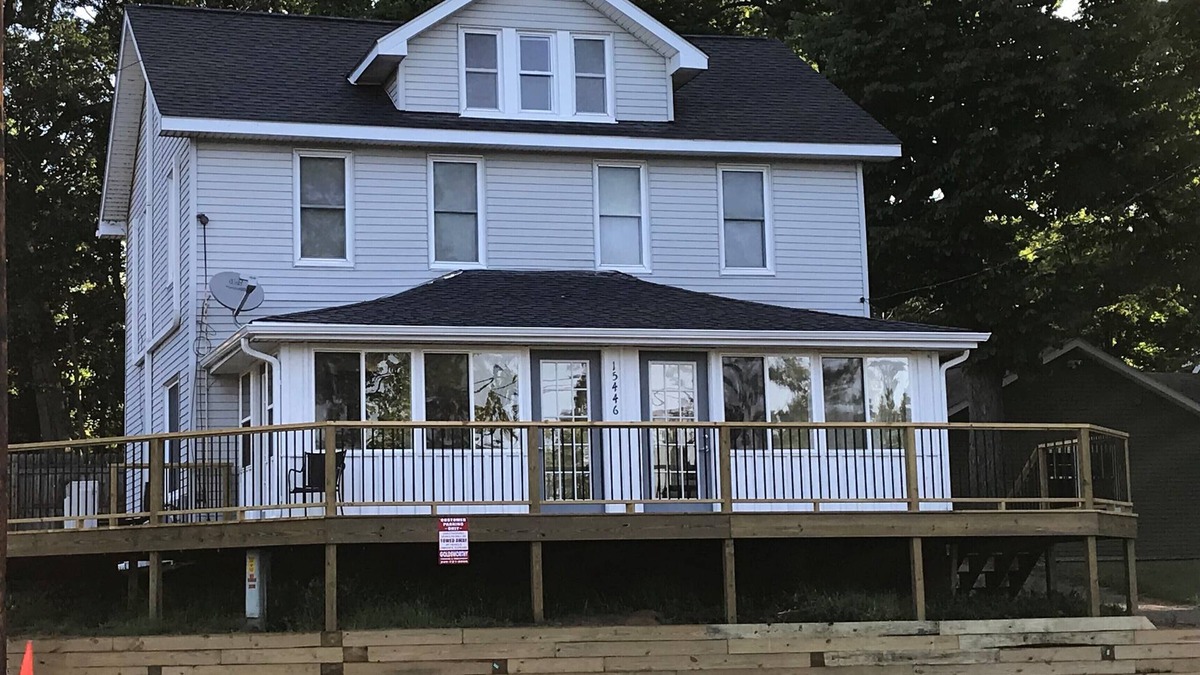 Hickory Corners House | Gull Lake - near Kalamazoo and Battle Creek