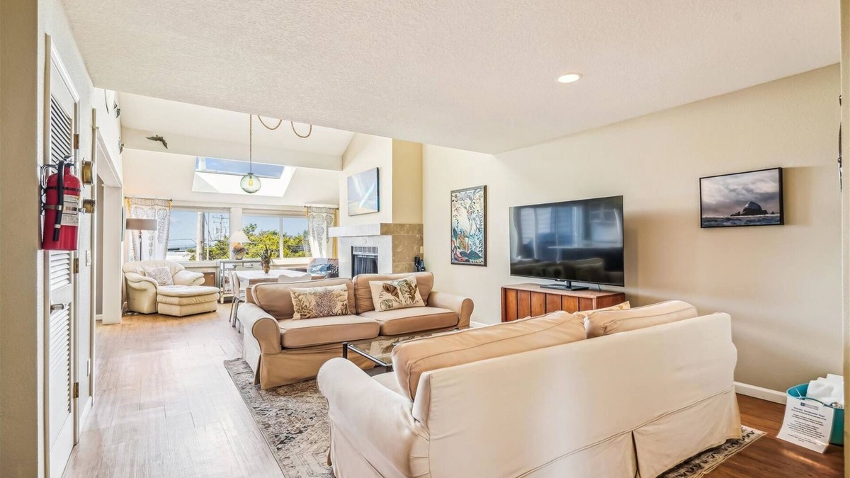 Tolovana Park House | Gull`s Nest - Beachcomber Vacation Homes