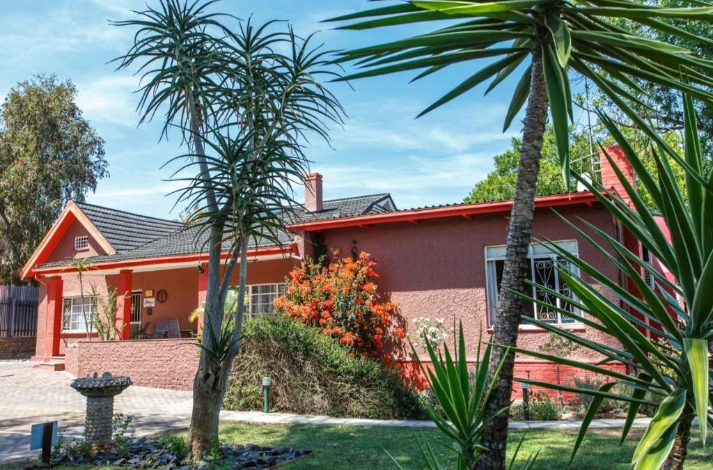 Oudtshoorn House | Gumtree Guest House