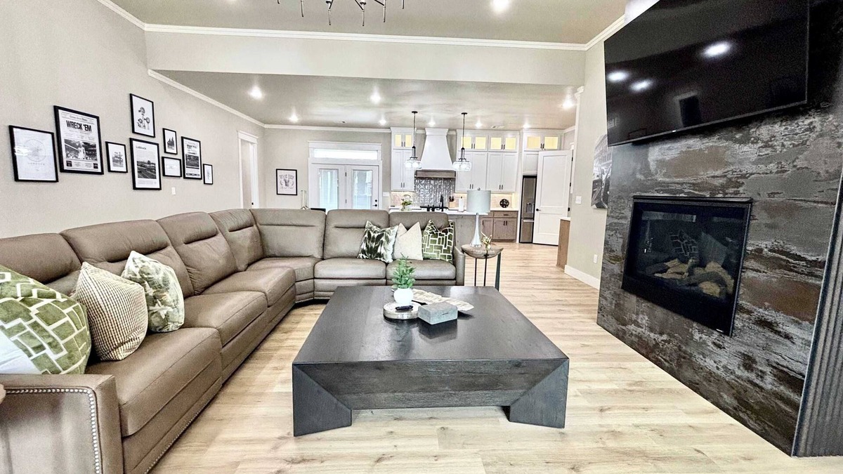 Lubbock House | Gun's Up Getaway - 4BR/3BA - New Construction