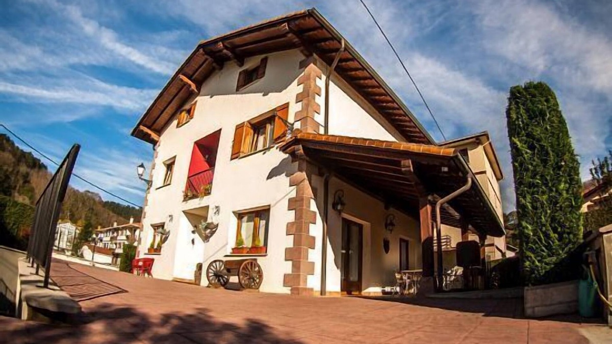Sumbilla Cottage | Gure Lur cottage for 8 people