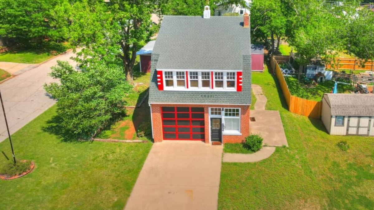Guthrie House | Guthrie's Historic Firehouse