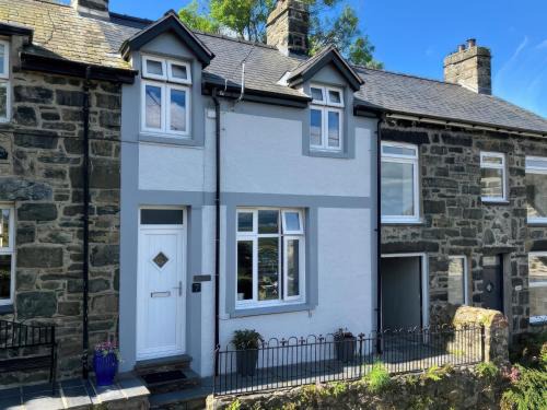 Harlech House | Gwelfor