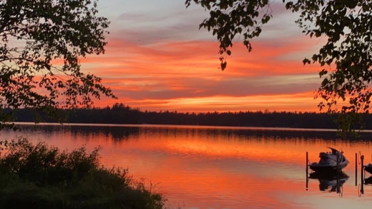 Upper Peninsula Michigan House | Gwinn- Little Lake - Pristine Lakeside Home. Great all season getaway!