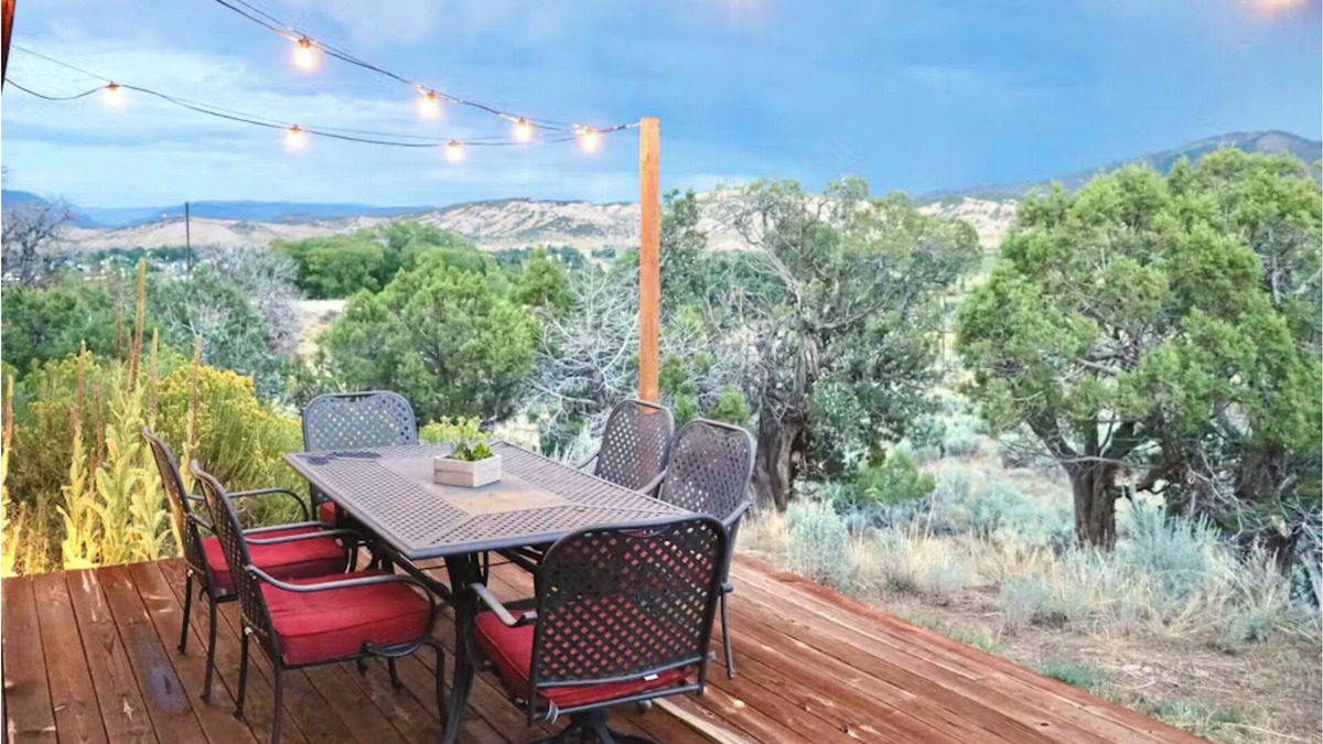Gypsum House | Gypsum Gem - Mt. home on 20 acres