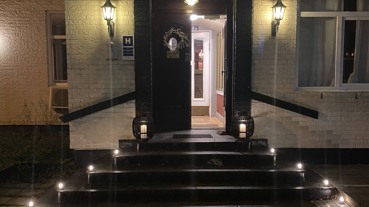 Hallstavik Hotel | Häverödals Hotell