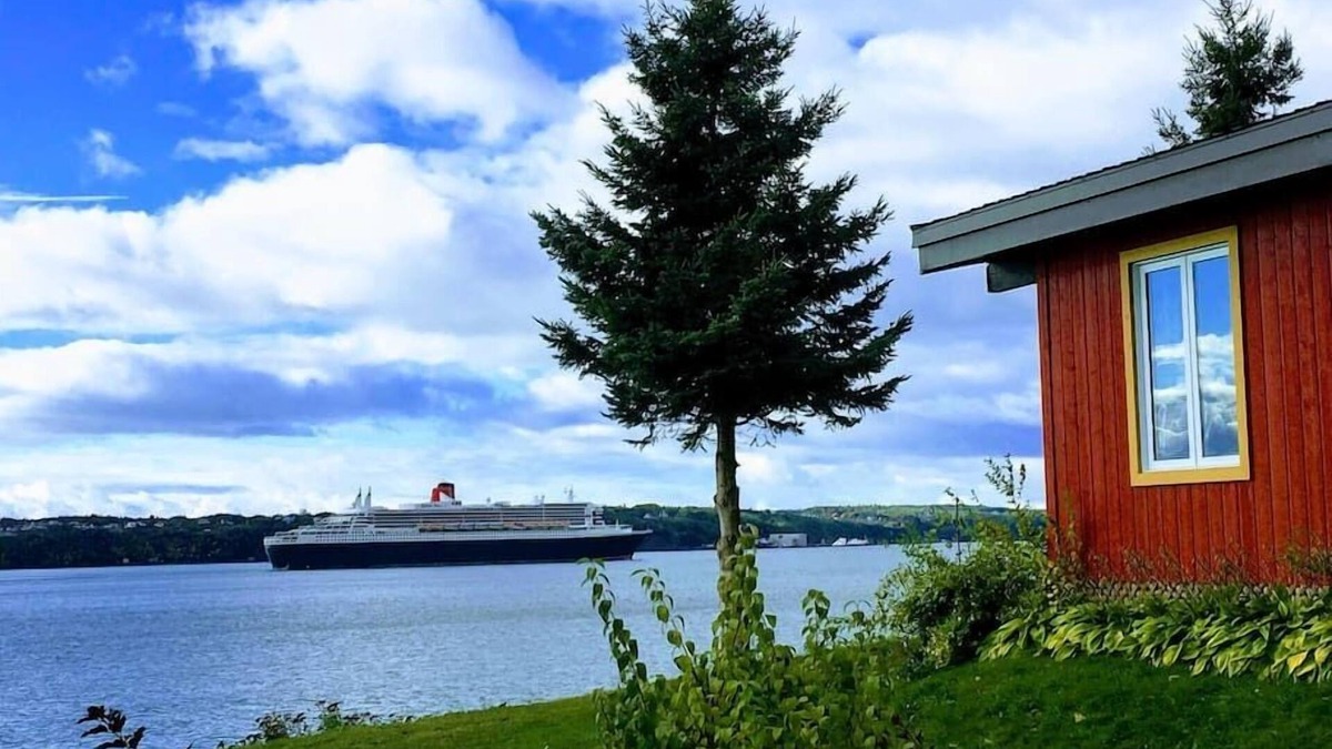 Saint-Joseph-de-la-Rive Ski Chalet | Hôtel à la maison - Cap à L'Île, vue, fleuve et spa