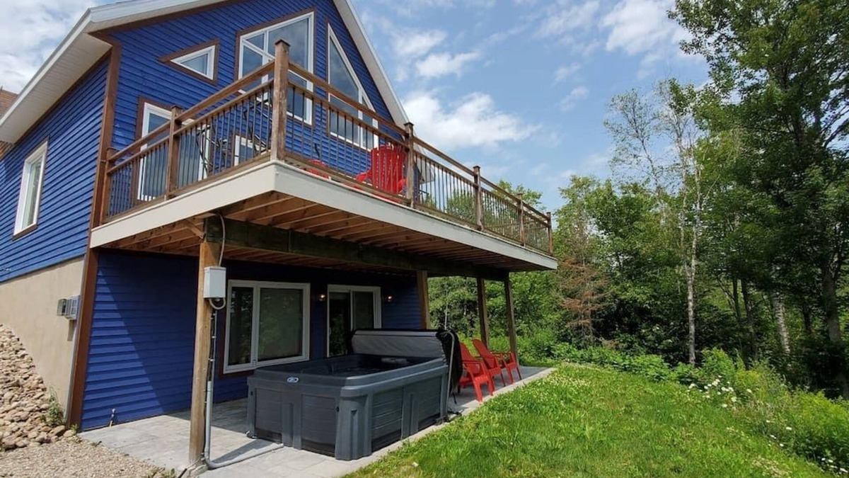 Saint-Joseph-de-la-Rive Ski Chalet | Hôtel à la maison - Le Chalet Bleu, fleuve et spa