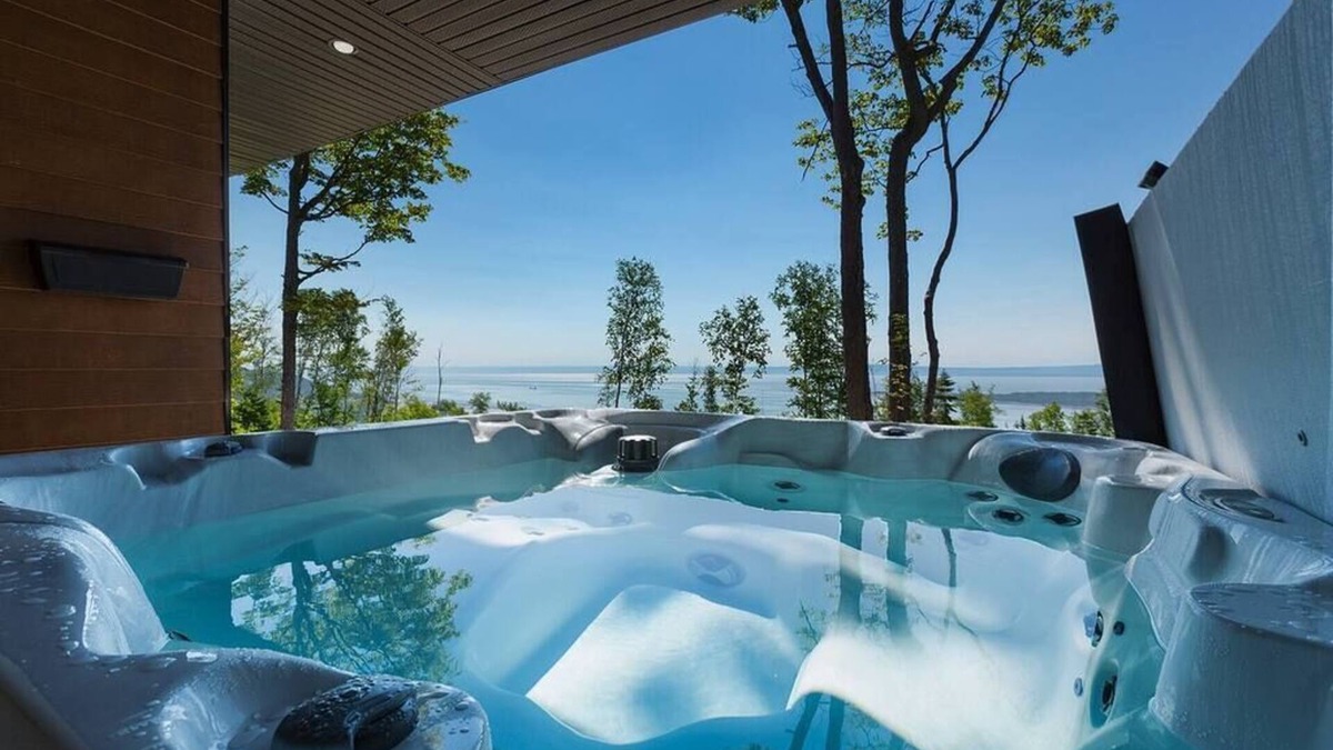 Saint-Joseph-de-la-Rive House | Hôtel à la maison - Villa Ocena, spa et fleuve