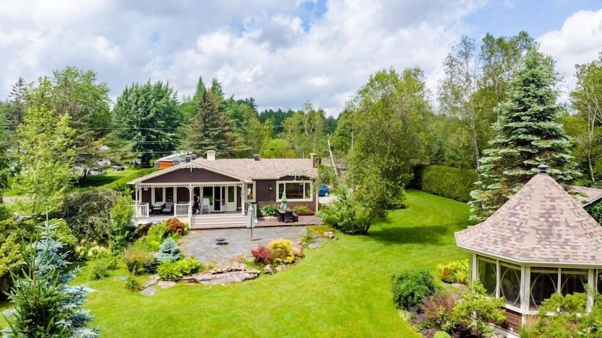 Le Haut-Saint-Francois Regional County Municipality Ski Chalet | Hôtel à la maison - Ô Repère du Capitaine avec spa
