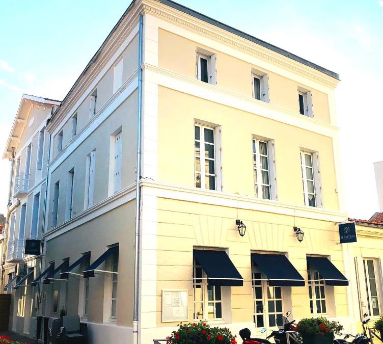 Fouras Hotel | Hôtel 2 étoiles et Restaurant Le Galet Bleu