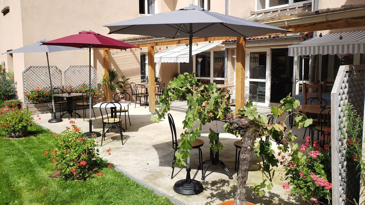 Moncel-les-Luneville Hotel | Hôtel Acacia Nancy Sud Lunéville