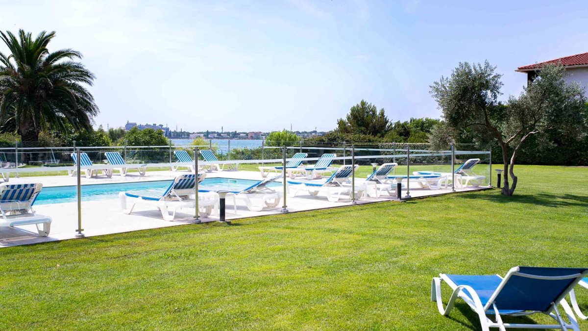 Fos-sur-Mer Hotel | Hôtel Ariane
