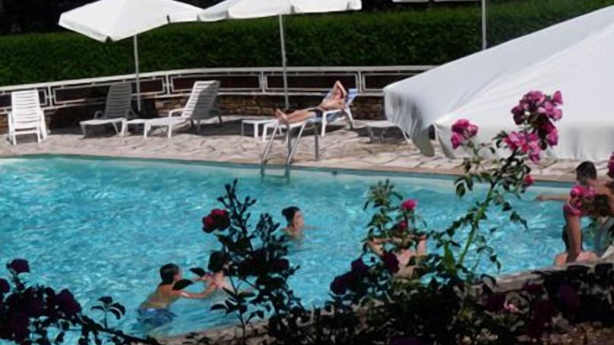 Baraqueville Hotel | Hôtel authentic by balladins – Rodez/Le Ségala