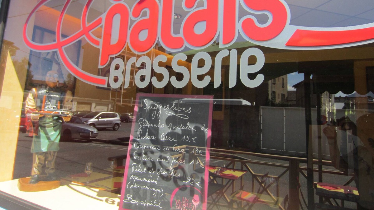 Thonon-les-Bains Hotel | Hôtel Café du Palais