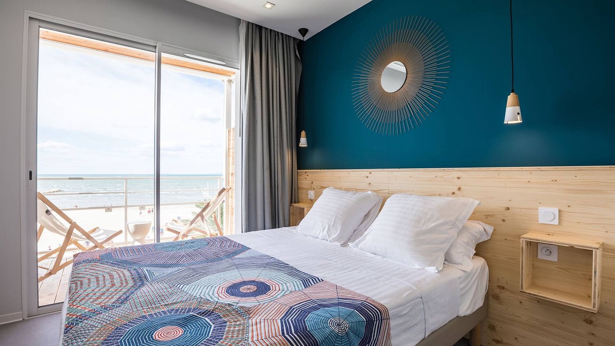 Le Grau-Du-Roi Hotel | Hôtel Café Miramar