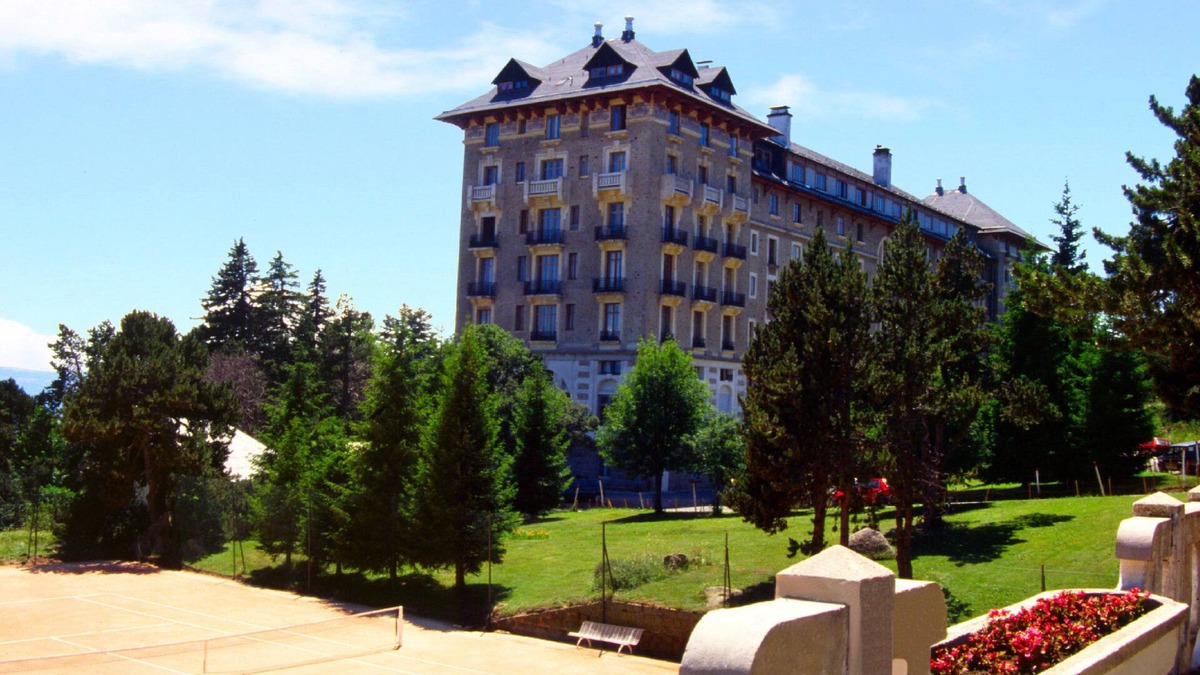 Font-Romeu-Odeillo-Via Hotel | Hôtel Carlit