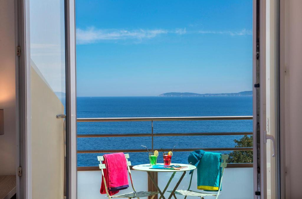 Le Lavandou Hotel | Hôtel-Club du Domaine d'Aiguebelle, USSIM Vacances