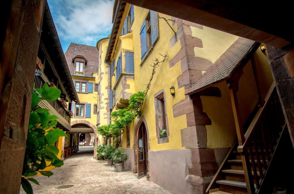 Riquewihr Hotel | Hôtel De La Couronne