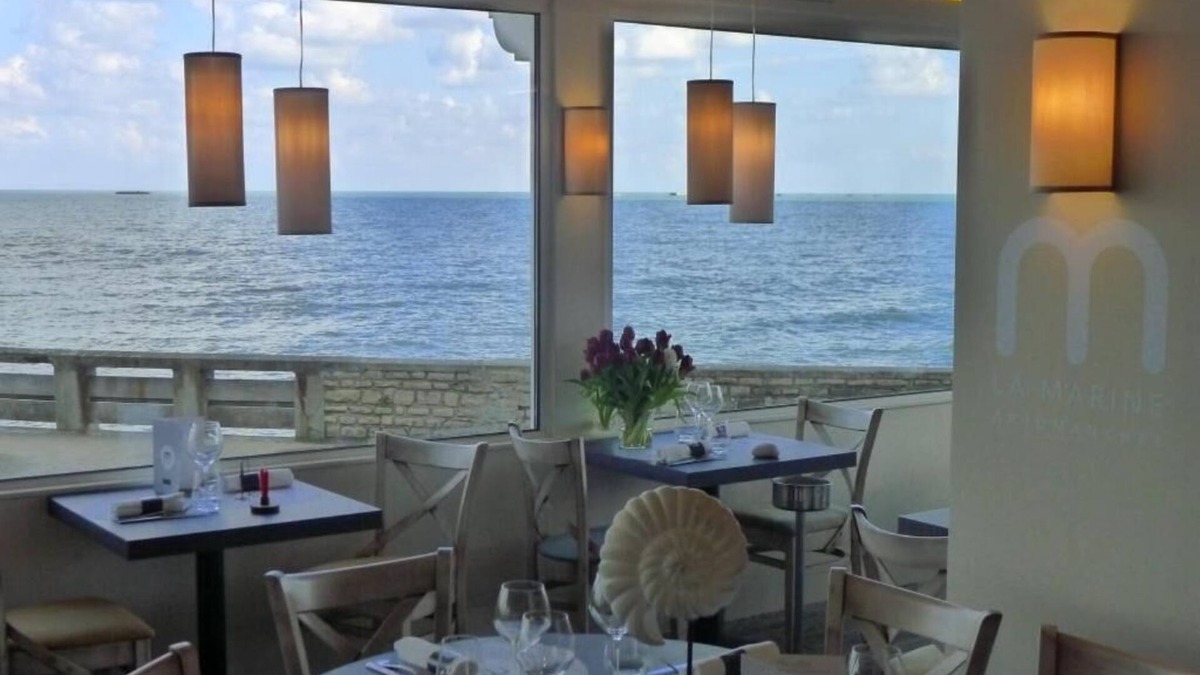 Arromanches-les-Bains Hotel | Hôtel De La Marine