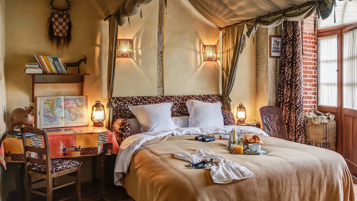 Saint-Saturnin Hotel | Hôtel des 4 continents