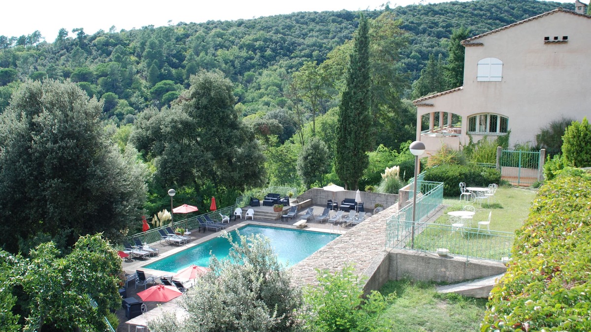 Generargues Hotel | Hôtel La Résidence des 3 Barbus