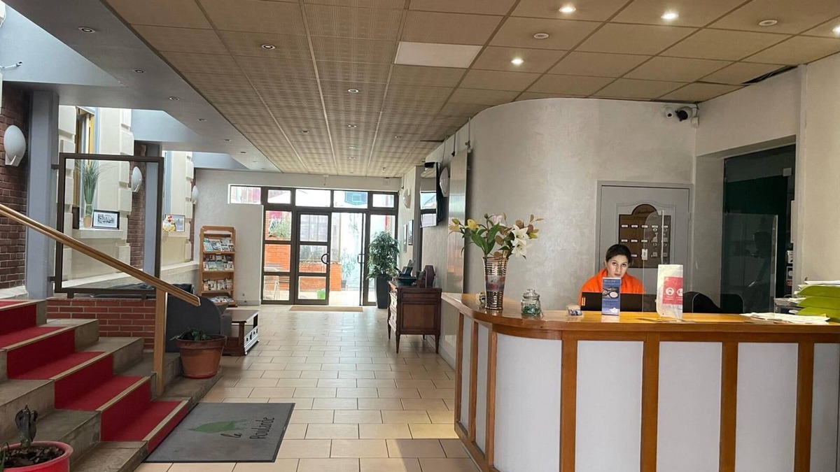 Gien Hotel | Hôtel le Beau Site la Poularde Restaurant