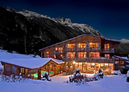 Le Lavancher Hotel | Hôtel Le Jeu de Paume