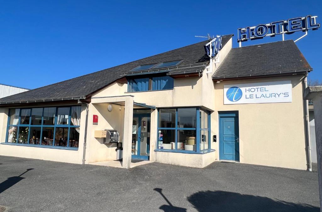 Onet-le-Chateau Hotel | Hôtel Le Laury's
