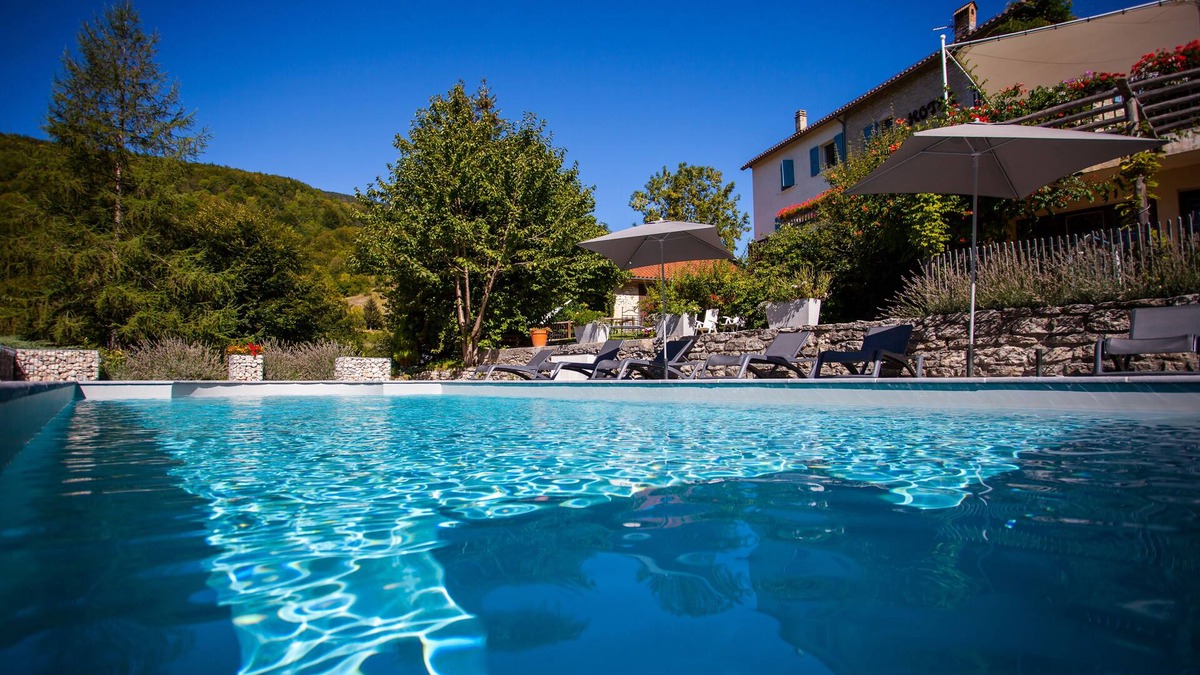 Rencurel Hotel | Hôtel le Marronnier
