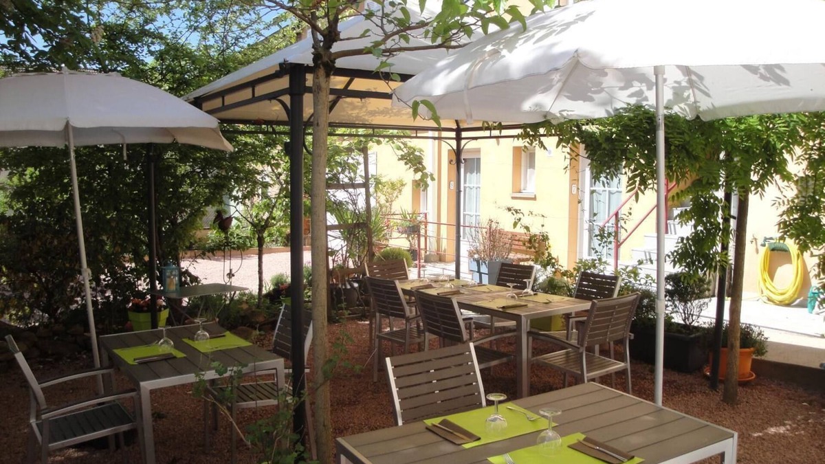 Tramayes Hotel | Hôtel Le Marronnier