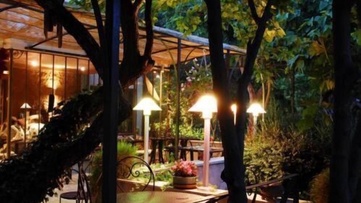 Lourmarin Hotel | Hôtel Le Paradou Bamboothai