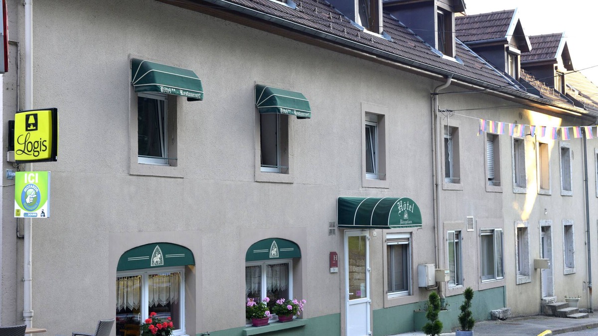Montbenoit Hotel | Hôtel le Sire de Joux