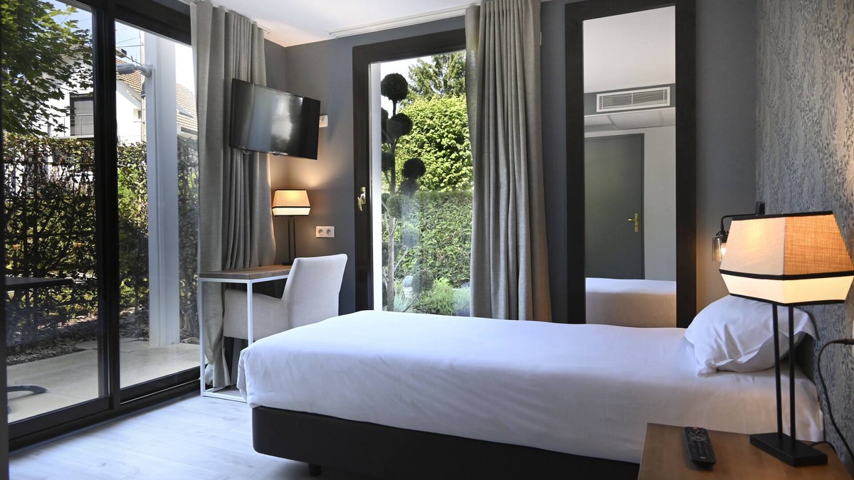 Annecy-le-Vieux Hotel | Hôtel Les Muses