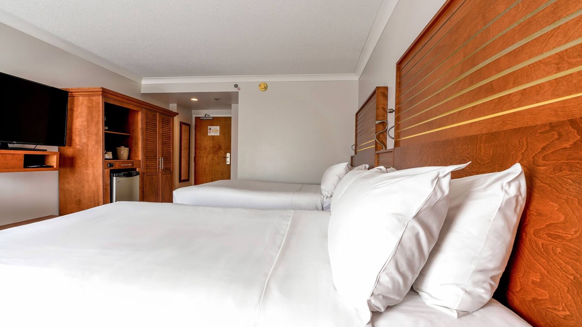 Sainte-Foy-Sillery-Cap-Rouge Hotel | Hôtel Lindbergh par JARO