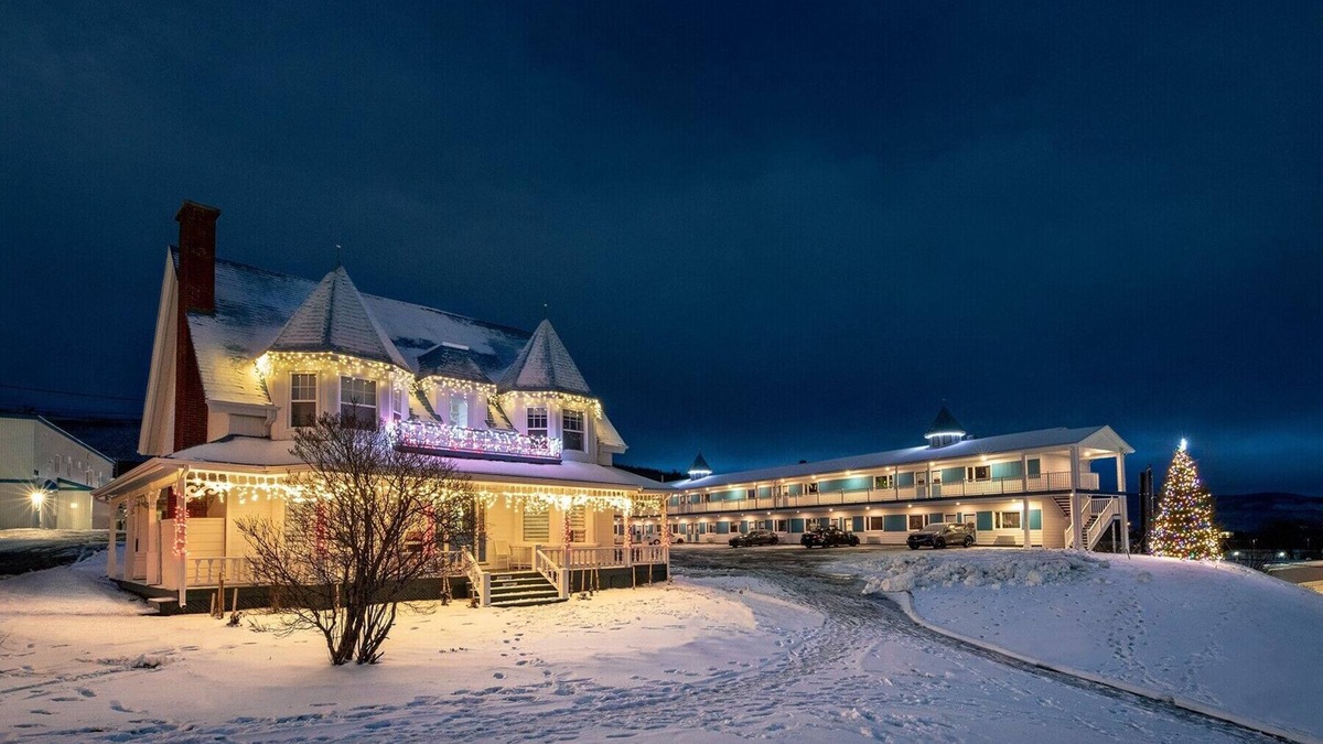 Gaspe Hotel | Hôtel Plante