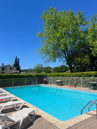 Saint Alban Auriolles Hotel | Hôtel Restaurant Douce France