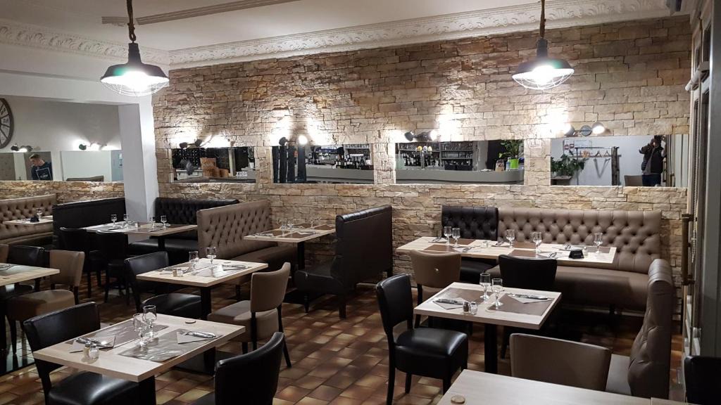 Sainte-Foy-la-Grande Hotel | Hôtel Restaurant Le Victor Hugo