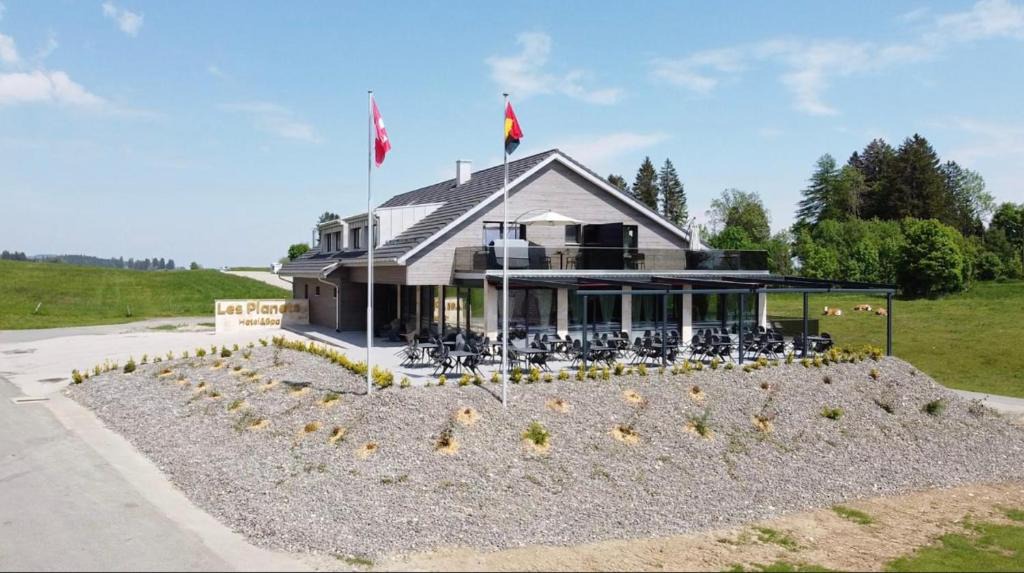 Les Rasses Hotel | Hôtel Restaurant & Spa Les Planets