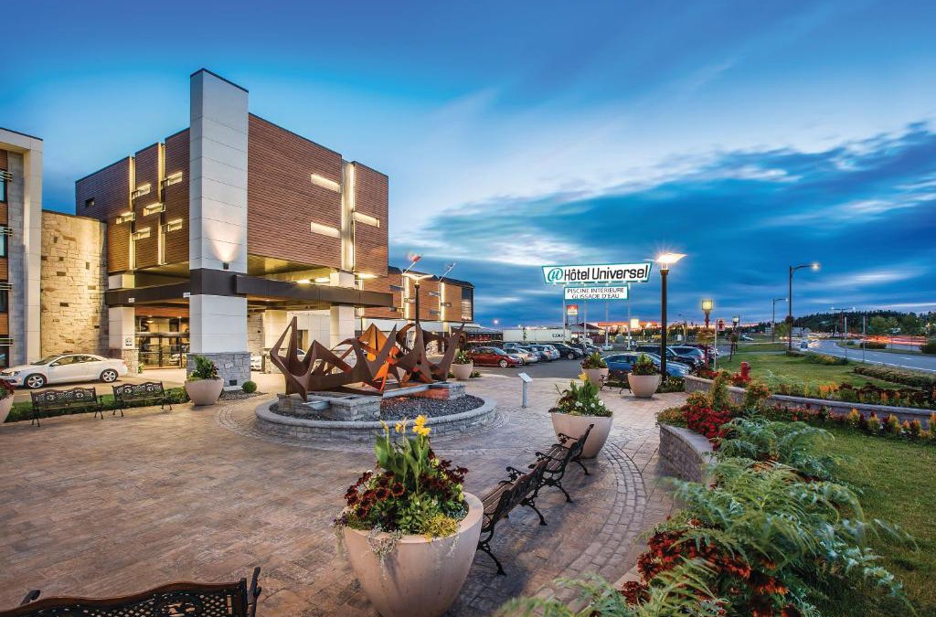 Riviere-du-Loup Regional County Municipality Hotel | Hôtel Universel, Centre de congrès Rivière-du-Loup