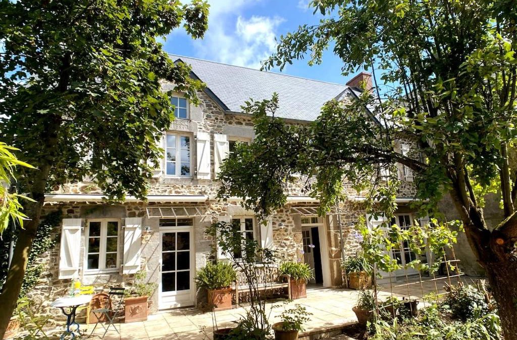Heugueville-sur-Sienne House | Hübsches Landhaus der Familie mit eigenem Garten