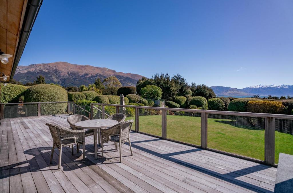 Lake Hawea House | Hāwea Lakehouse - Lake Hāwea Holiday Home